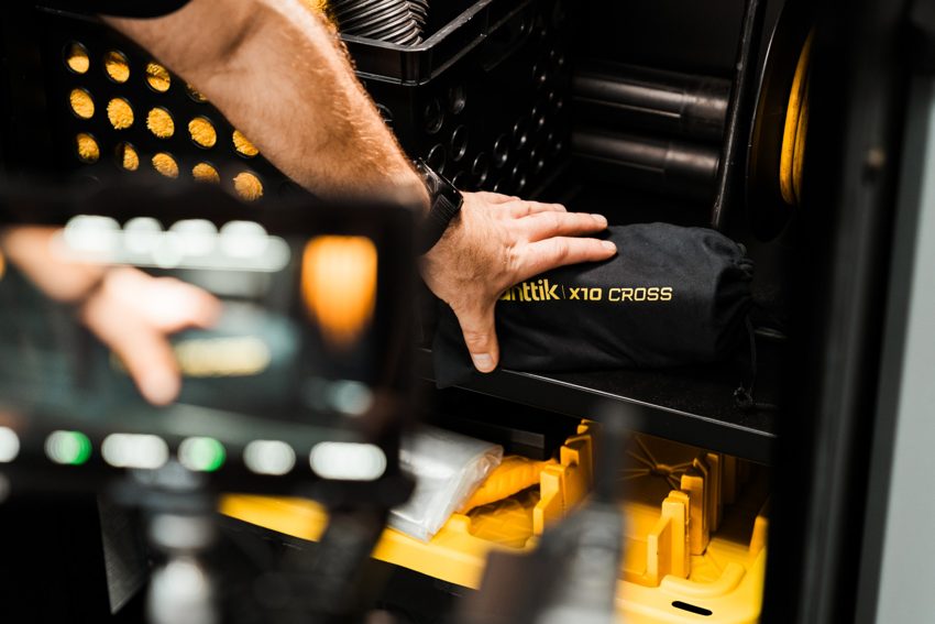 Lighting and framing the Fanttik X10 Cross product shot